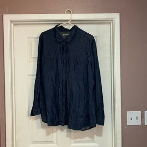 Old Navy chambray button down shirt